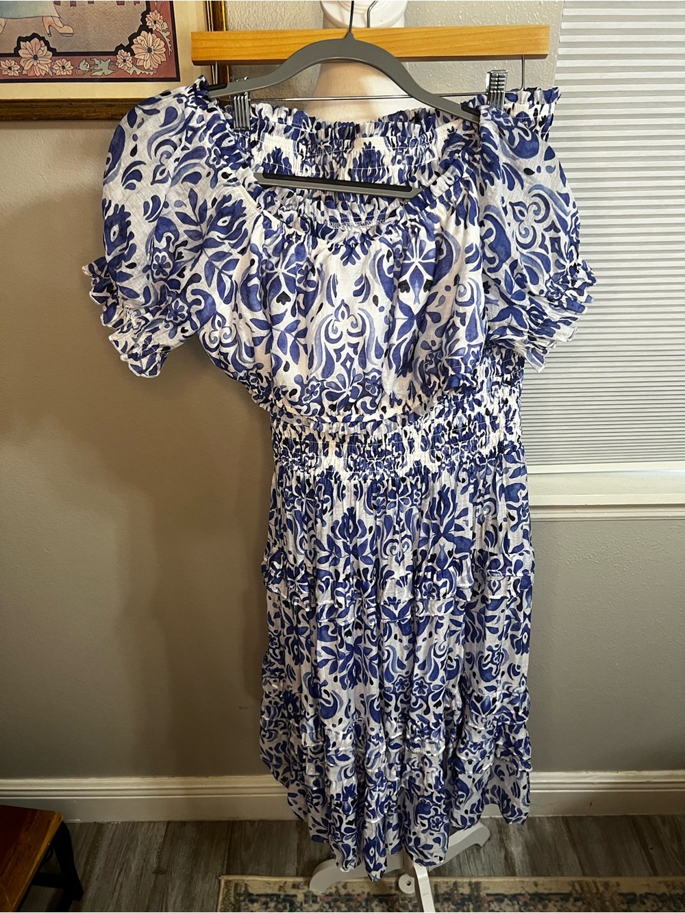 Bebe RUCHED BUBBLE TOP AND SMOCKED MAXI SKIRT WOVEN SET Blue And White 10 Medium - Picture 11 of 16